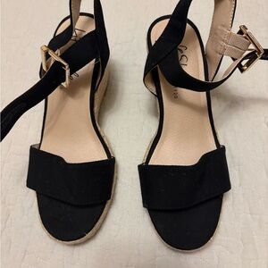 Life Stride Black Wedge Sandals with Gold Buckle